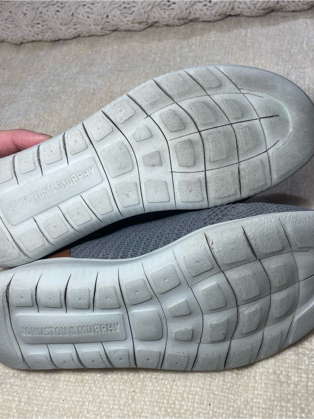 Johnston & Murphy Kids Gray Knit Slip-On Sneakers with Tan Heel Accent size 3.5 - Picture 10 of 11